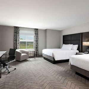 Queen Room Two Queen Beds Hearing Access